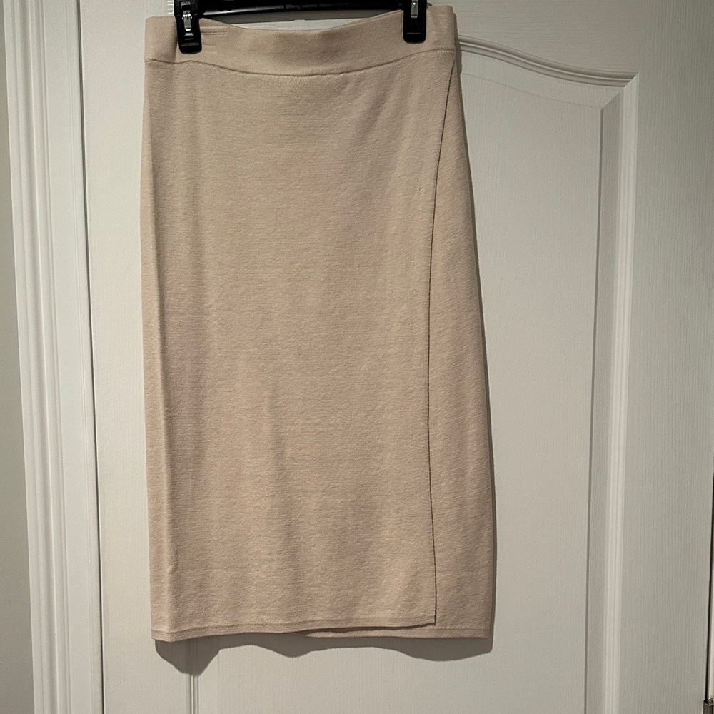 Banana Republic Ivory Skirt 🌼